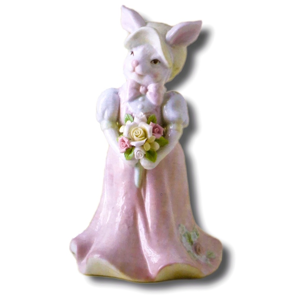 Vintage Collector’s Choice porcelain rabbit